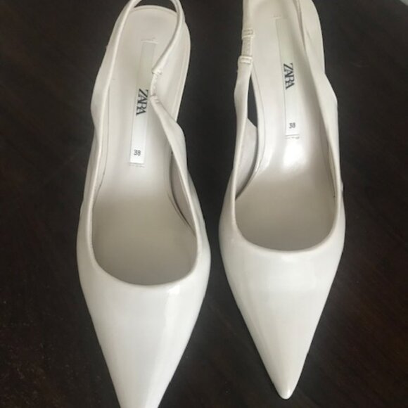 Zara Pointed Toe Heels - Picture 1 of 3
